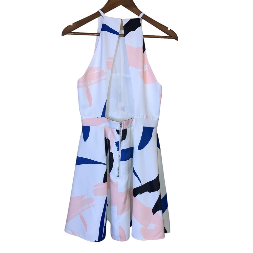 Elliatt Headway ivory print skater dress - Picture 2 of 7